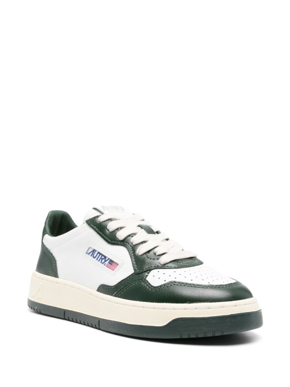 Medalist low leather sneakers