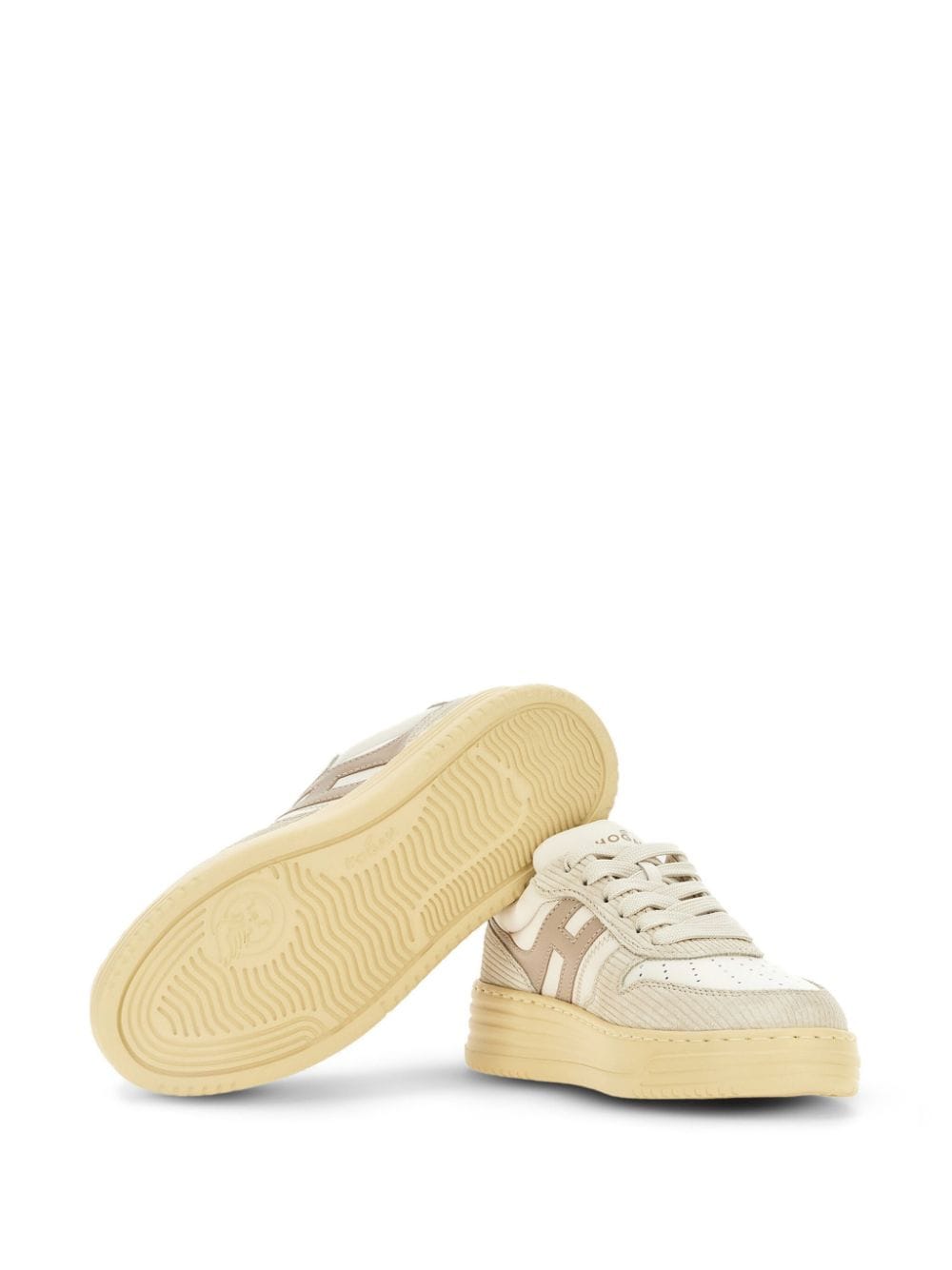 H630 leather sneakers