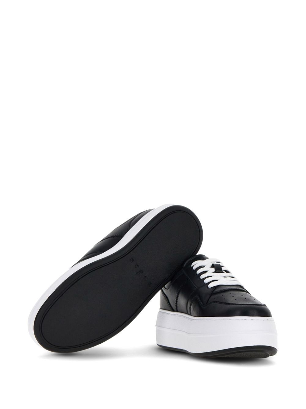 H670 leather sneakers
