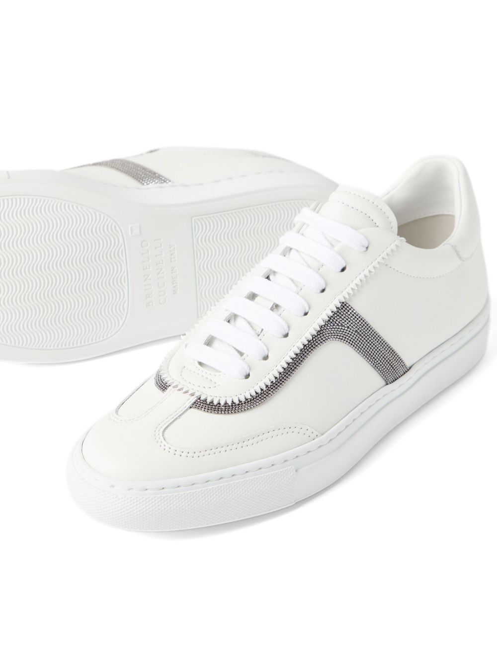 Leather sneakers