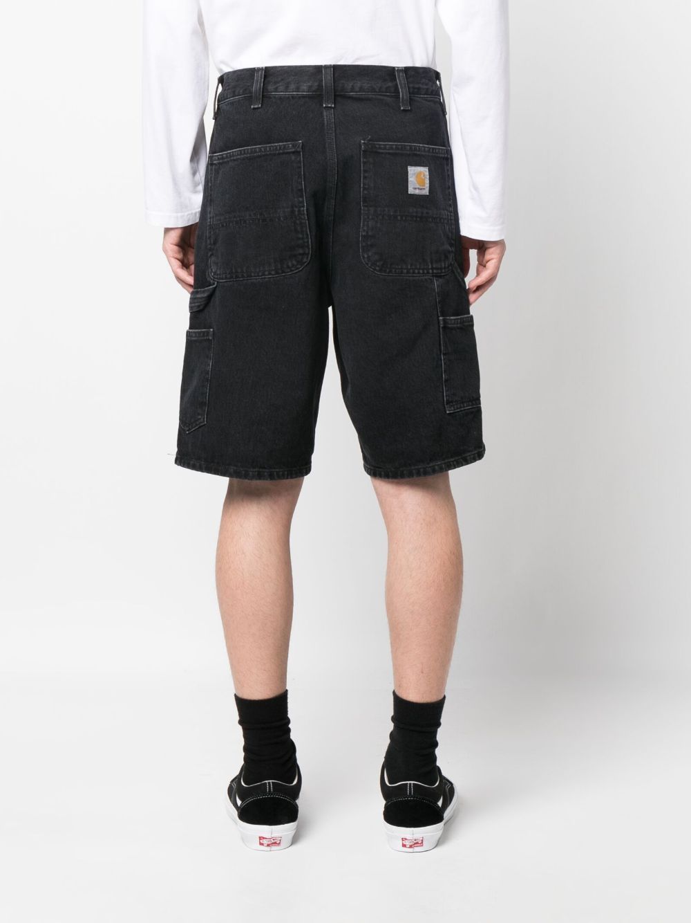 Single knee denim jeans
