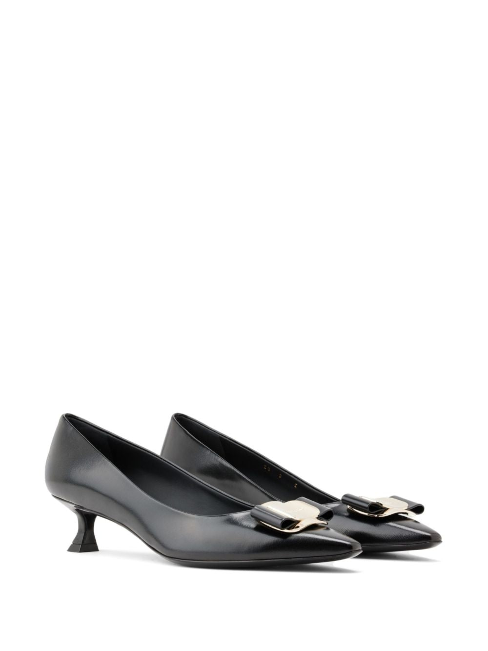 Vara leather pumps