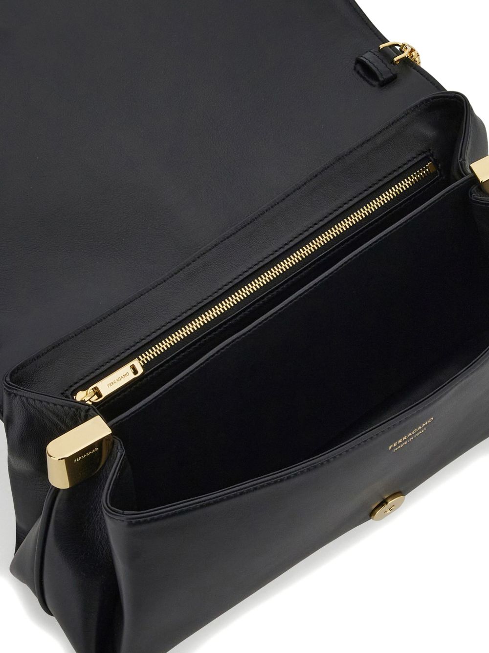 Medium leather crossbody bag