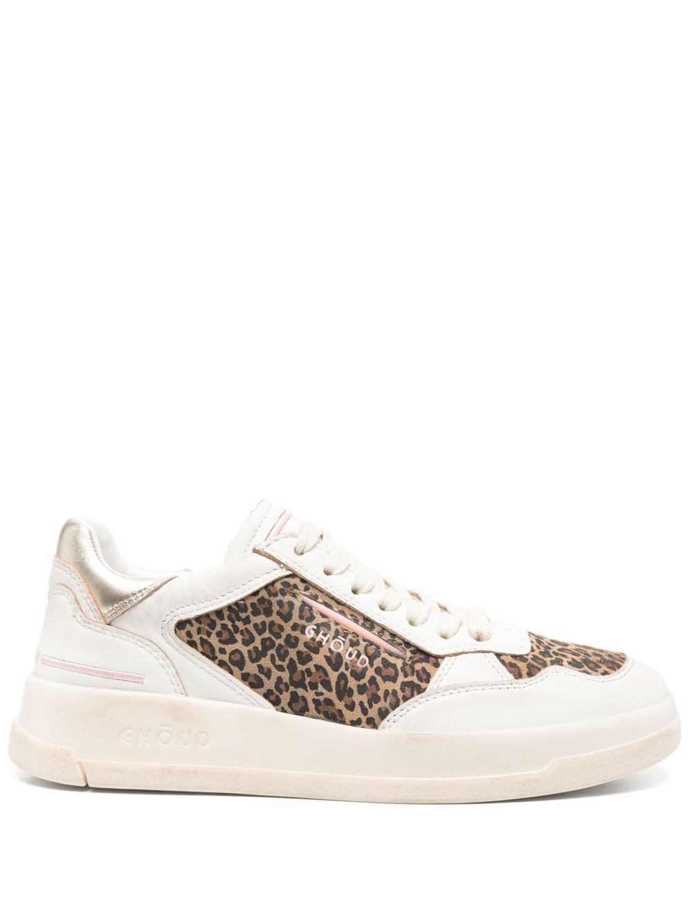 Tweener low leather sneakers