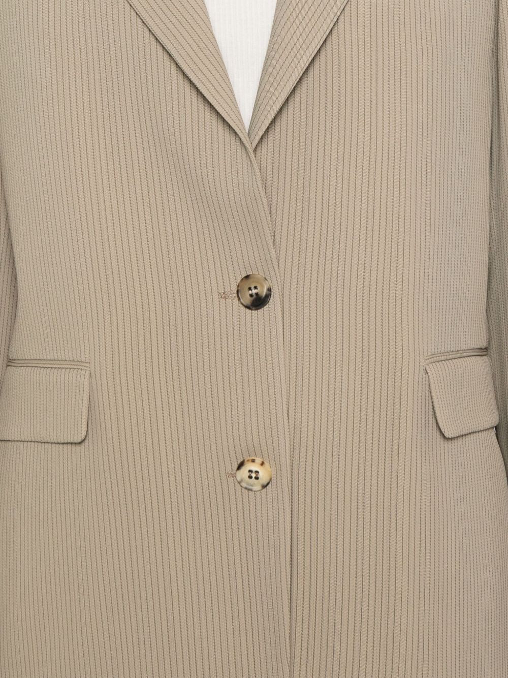 Single-breasted jacket