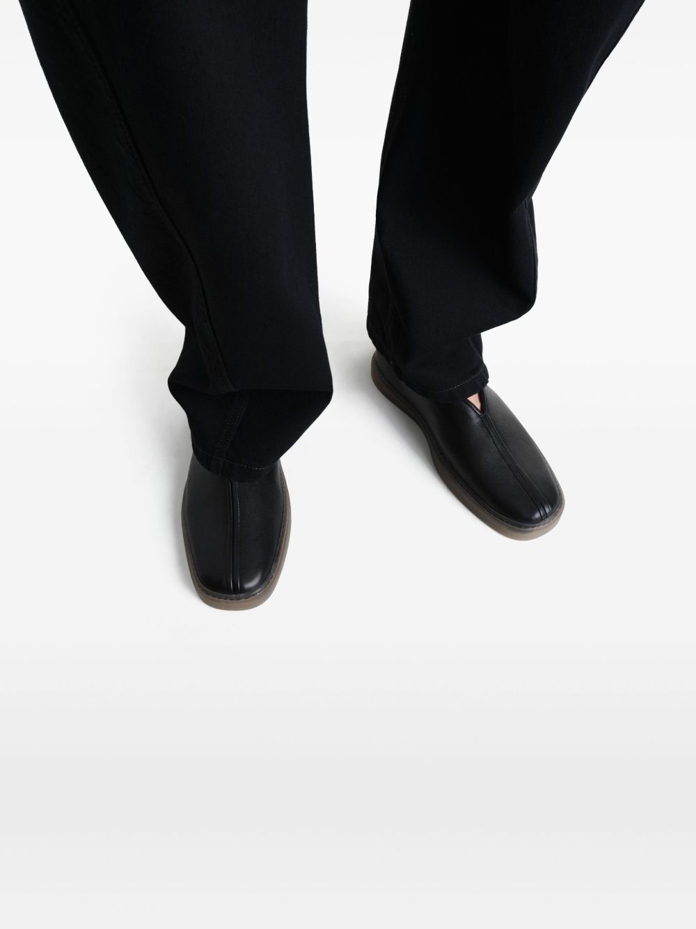 Piped leather sneakers