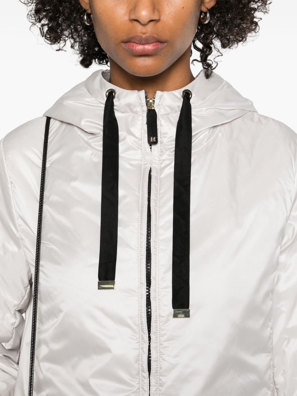 DOWN COAT