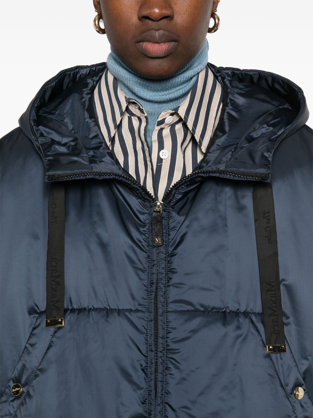 DOWN COAT
