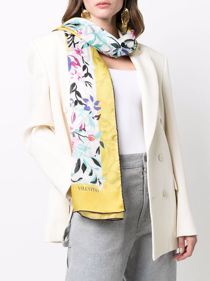 Printed stole