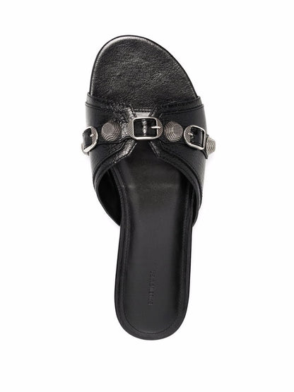 Le cagole flat sandals