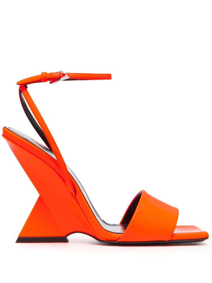 Cheope synthetic patent sandals