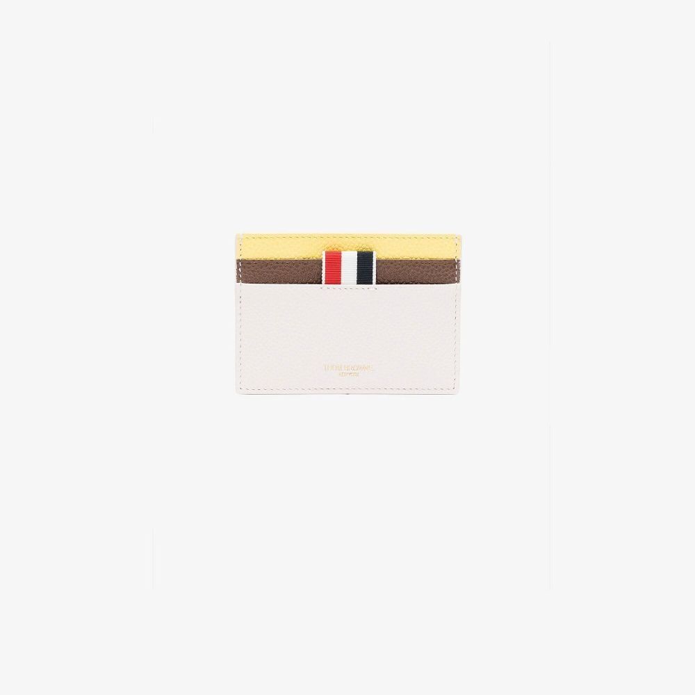 CREDIT CARD HOLDER