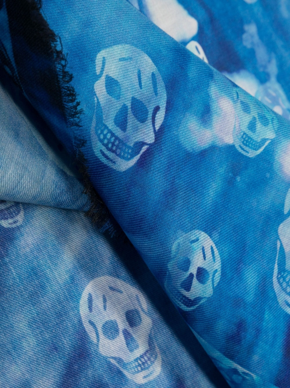 Skull wool scarf