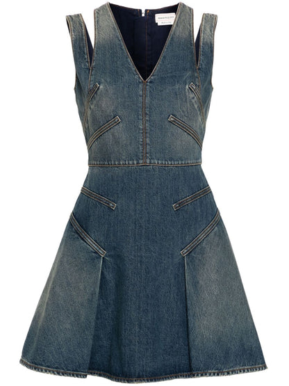 Short flared denim dress