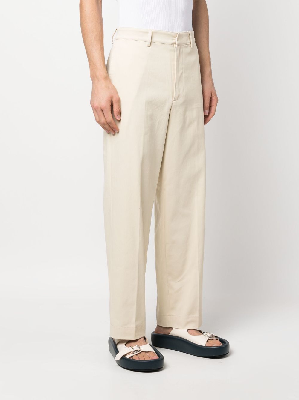 Wide leg trousers