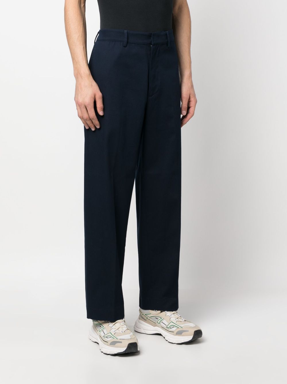 Wide leg trousers