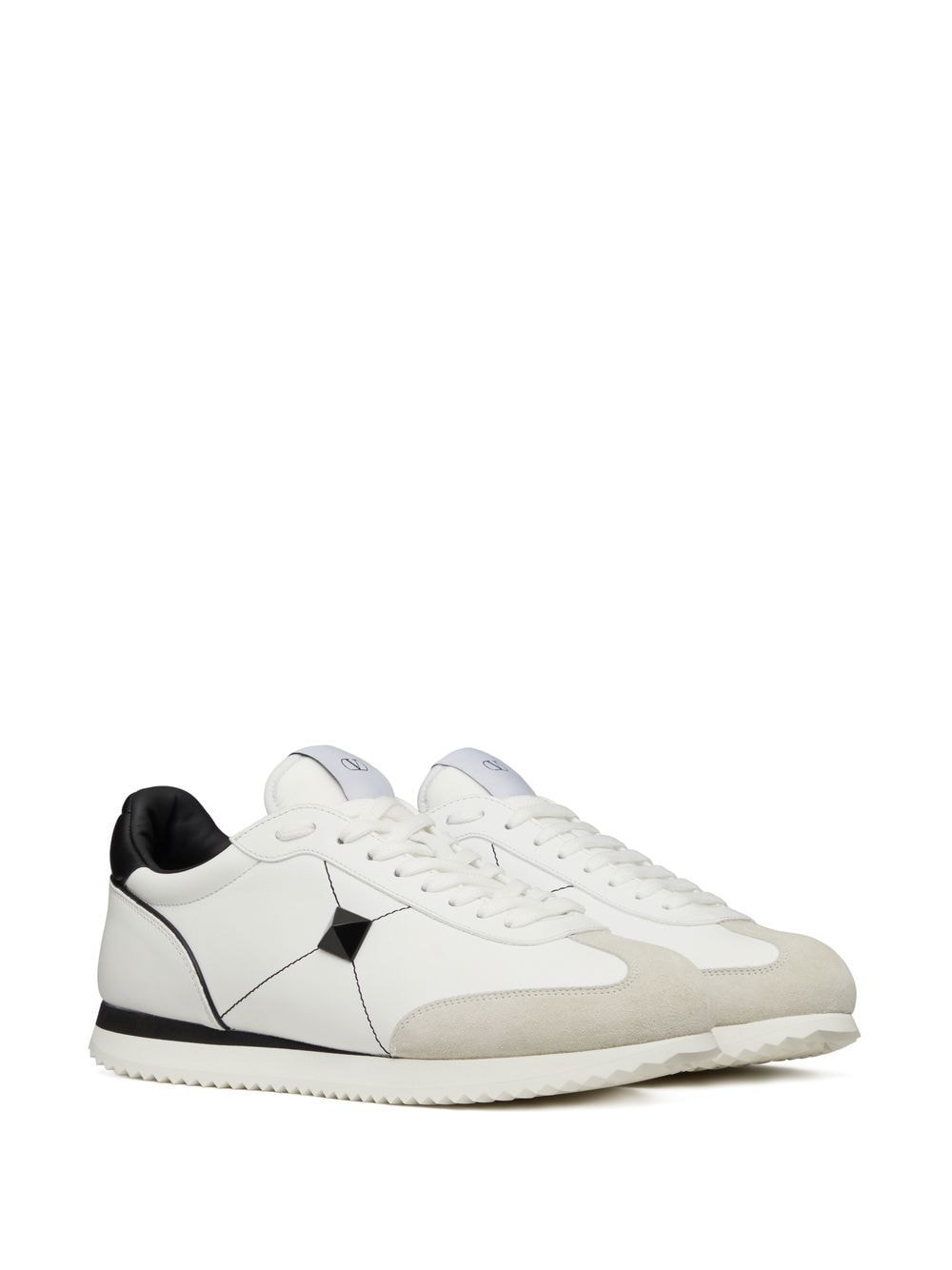 Stud around leather sneakers