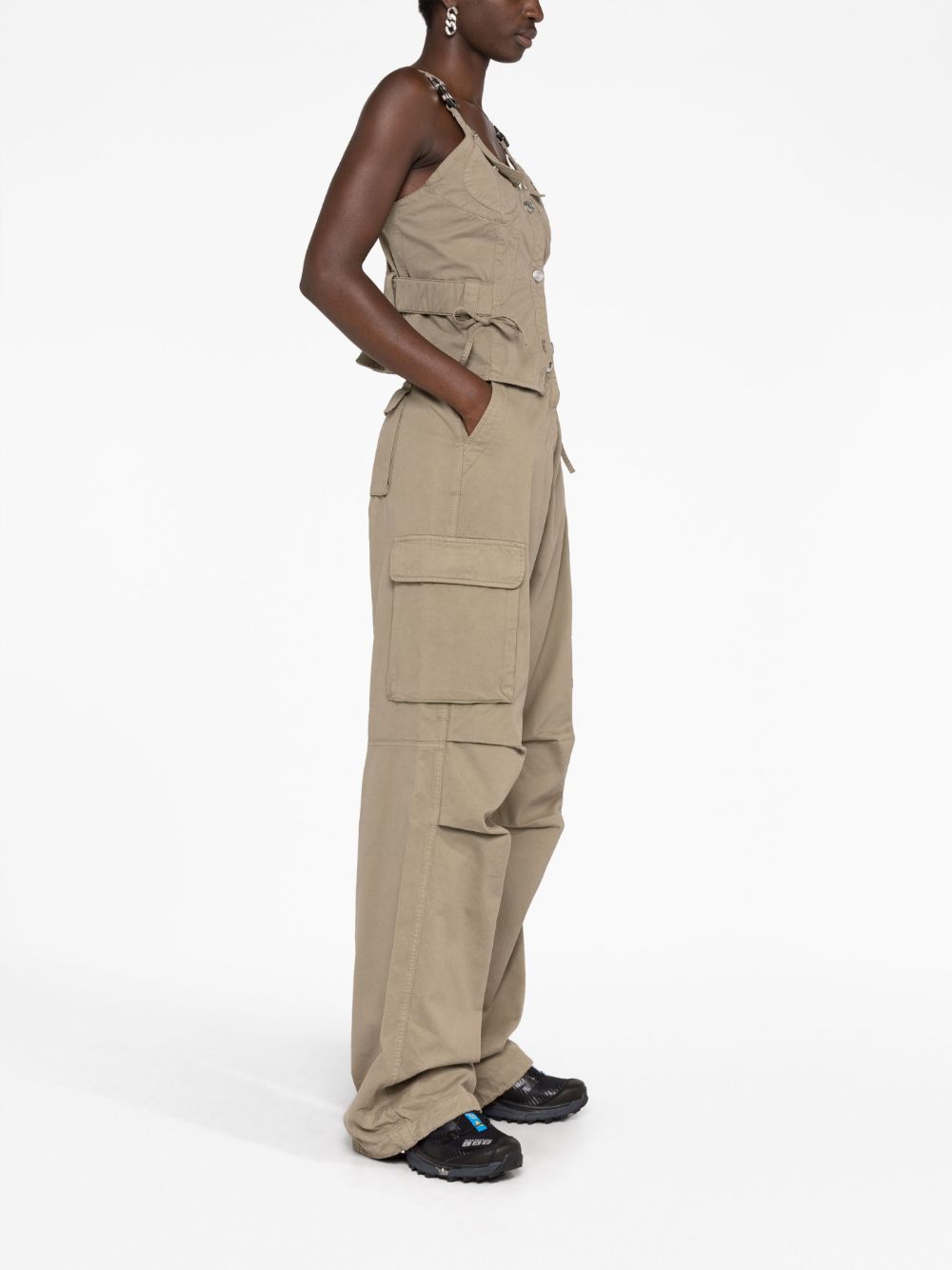 Wide leg cargo trousers