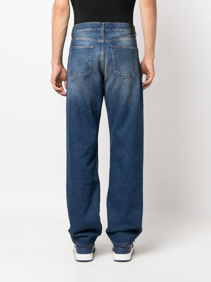 Loose-fit denim jeans