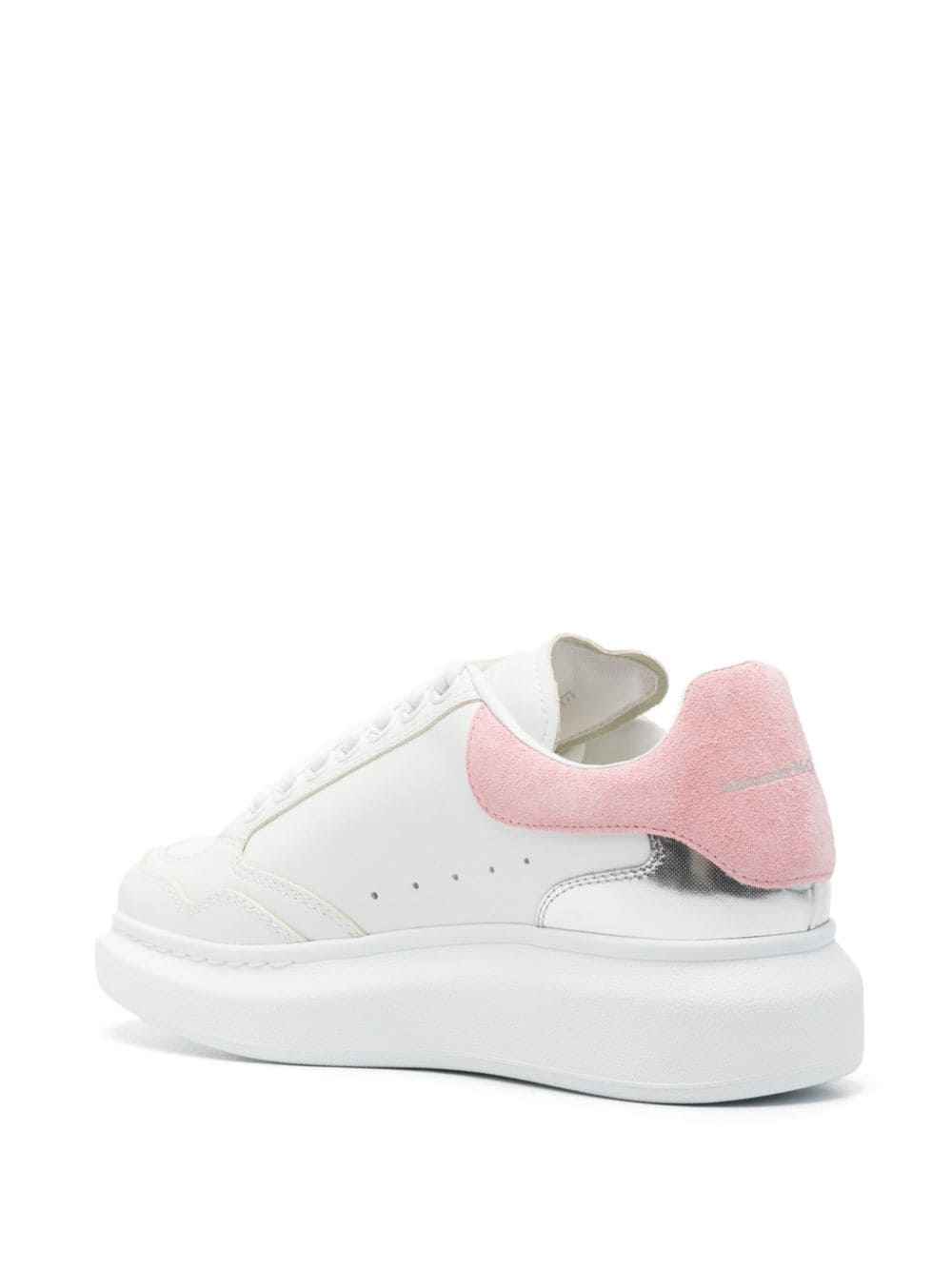 Oversize sneakers