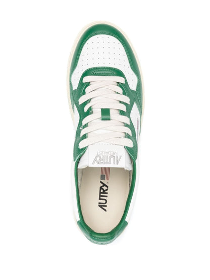 Medalist low leather sneakers