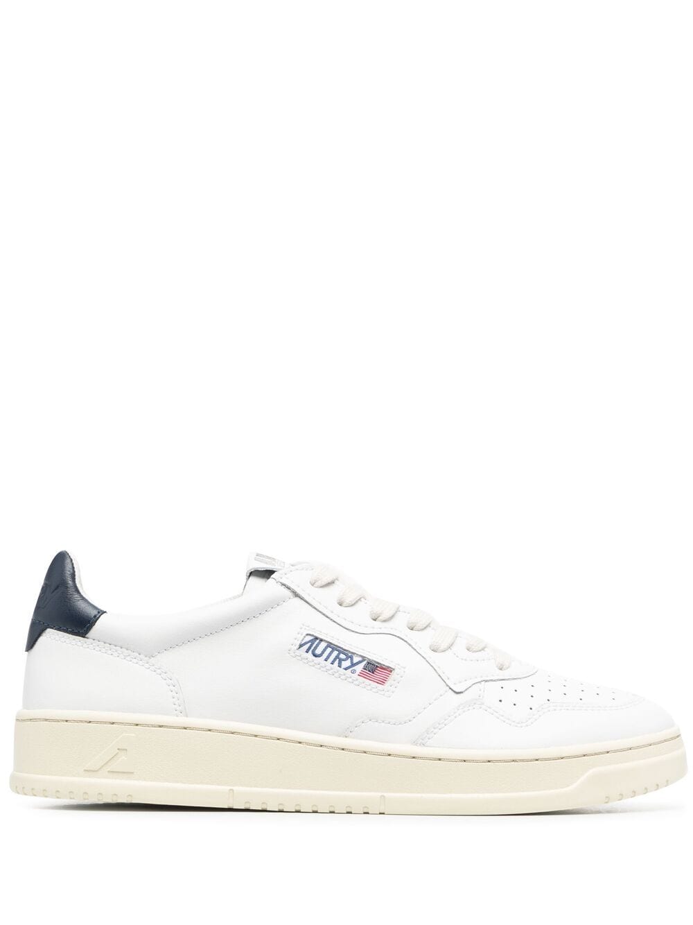 Medalist low leather sneakers