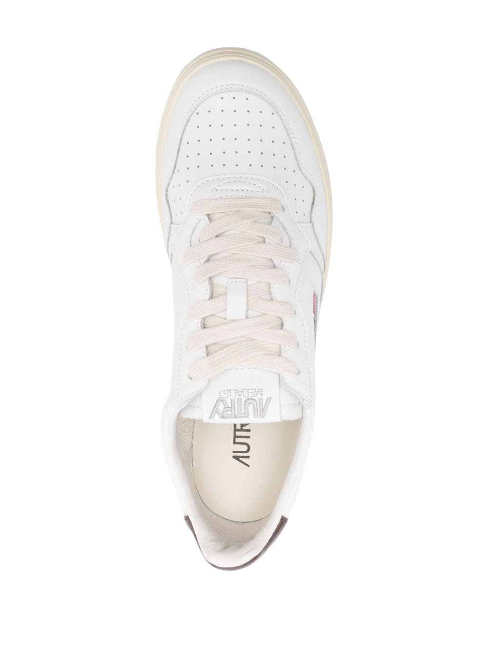 Medalist low leather sneakers