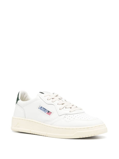 Medalist low leather sneakers