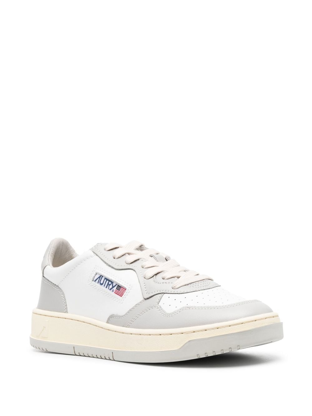 Medalist low leather sneakers