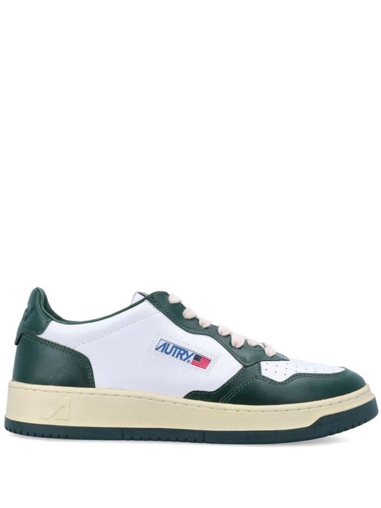 Medalist low leather sneakers