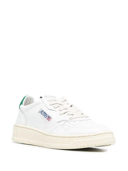 Medalist low leather sneakers