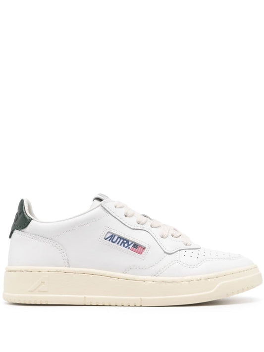 Medalist low leather sneakers