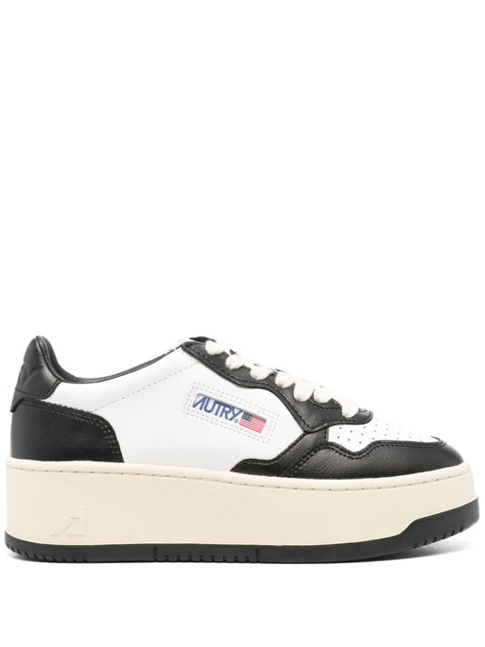 Platform low leather sneakers