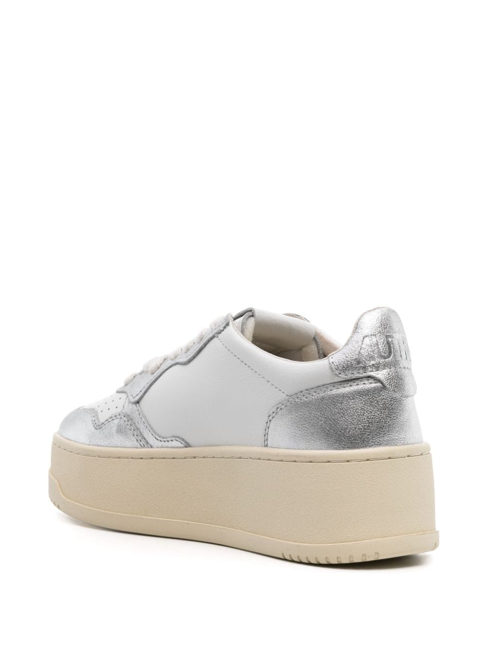 Platform low leather sneakers