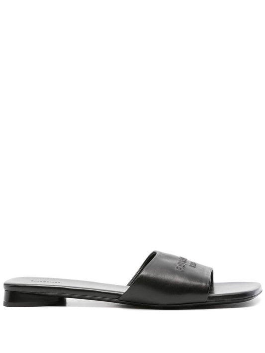 Duty free flat sandals