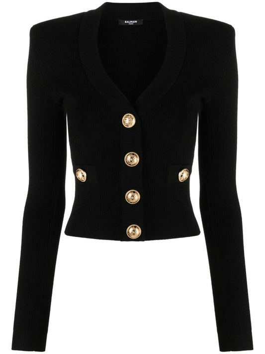 Buttoned v-necked cardigan