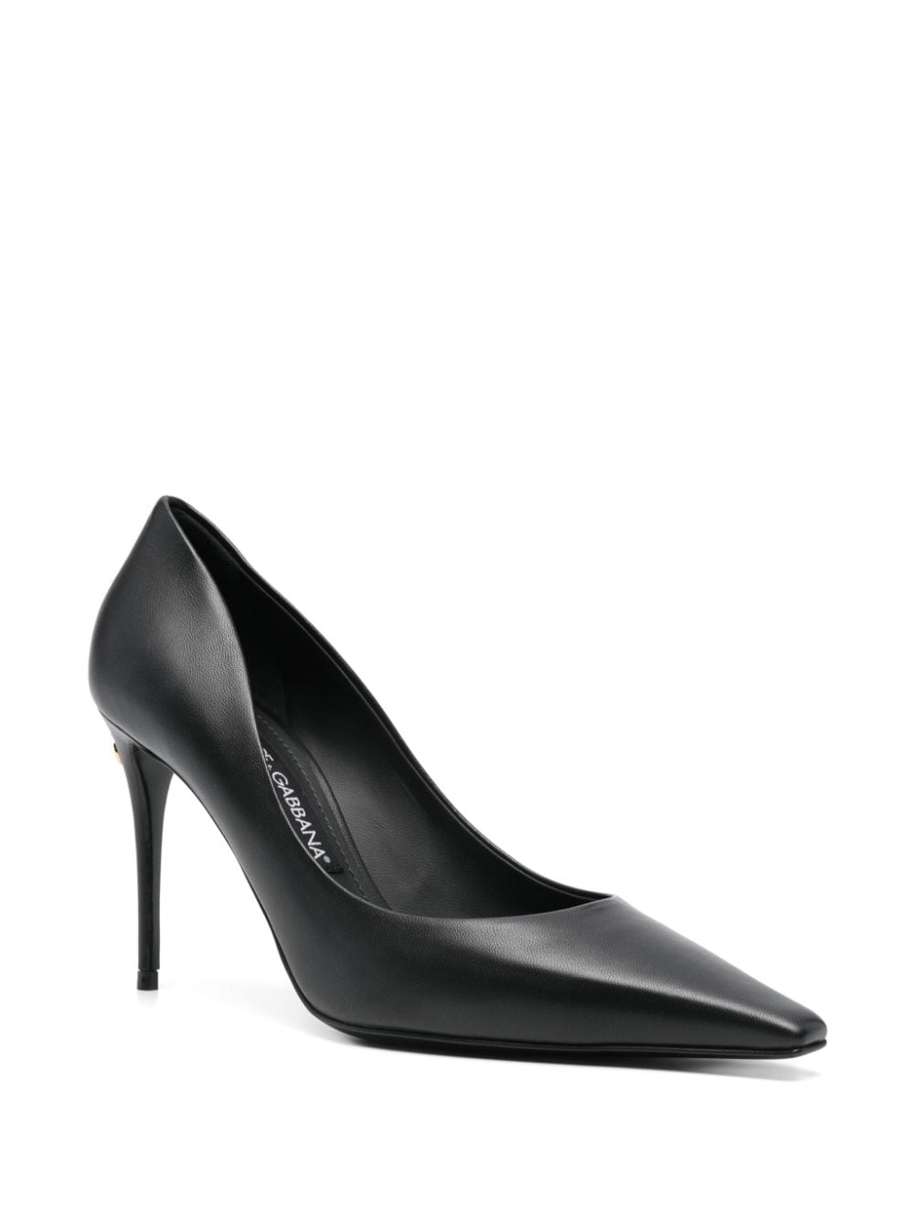 Leahter pumps