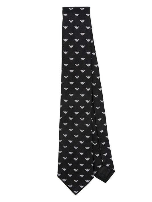 Silk tie