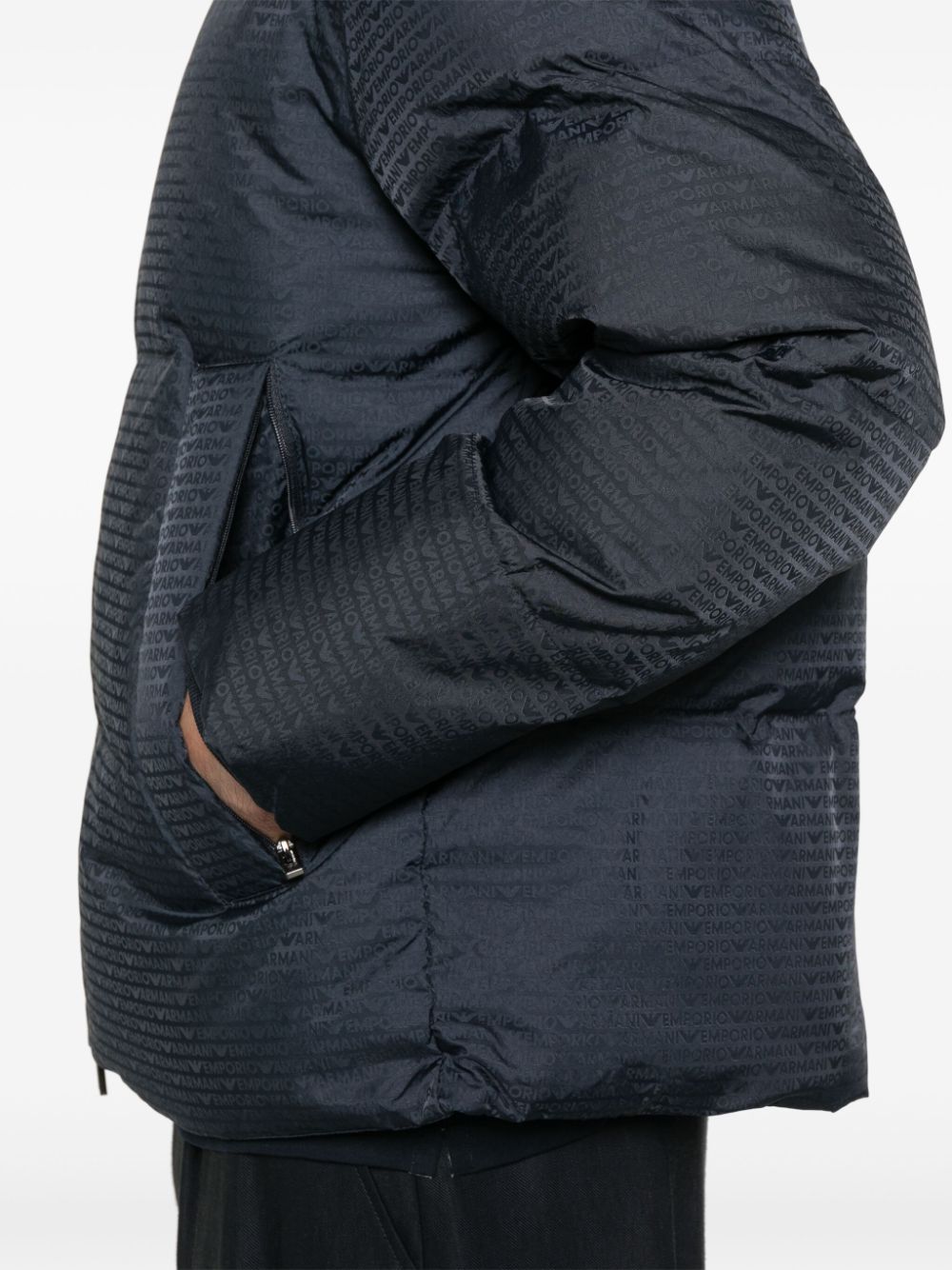 Nylon down jacket