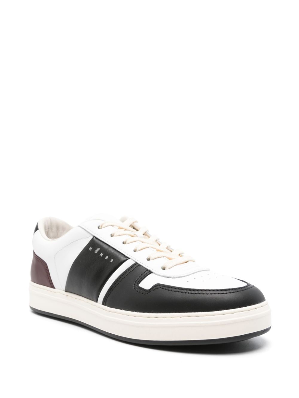 H668 leather sneakers