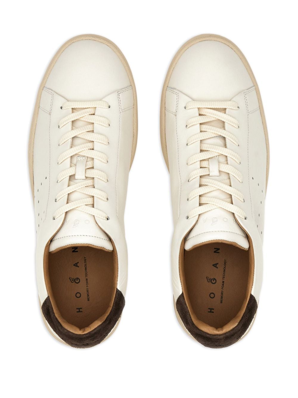 H672 leather sneakers