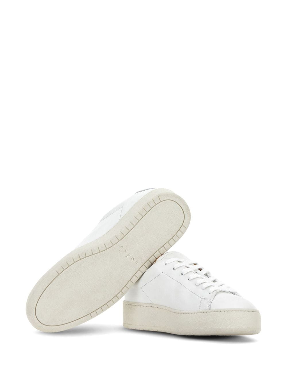 H672 leather sneakers