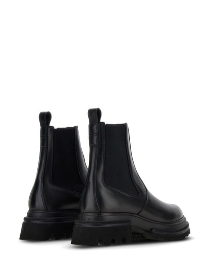 Leather chelsea boots