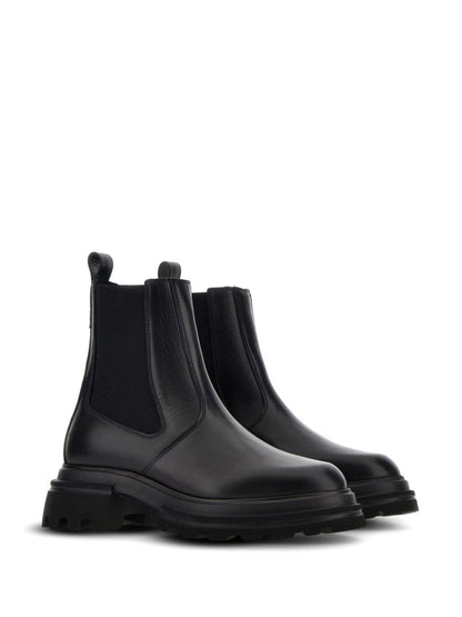 Leather chelsea boots