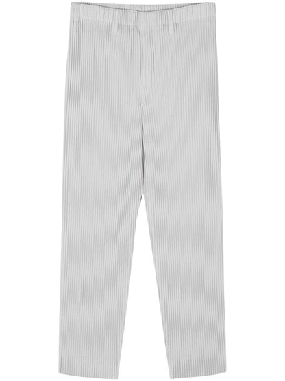 Pleated trousers