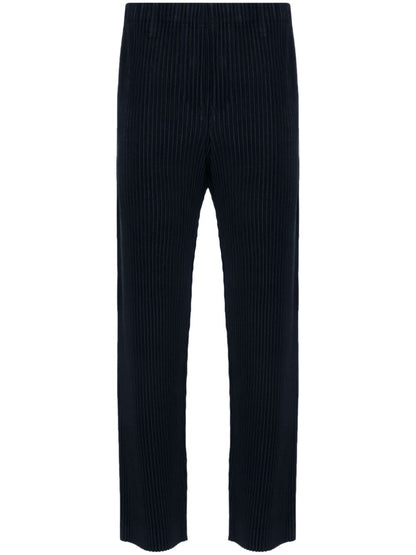 Pleated trousers