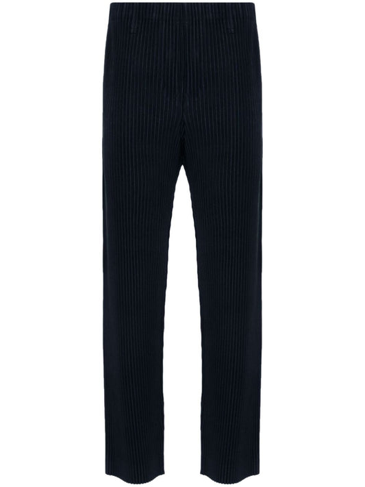 Pleated trousers