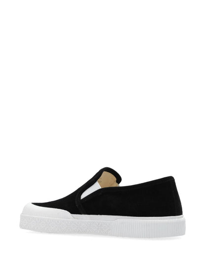 Terra vulca suede slip on