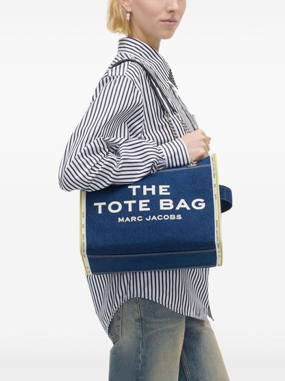 The tote bag denim medium tote