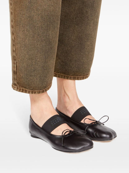 Anatomic ballet flats